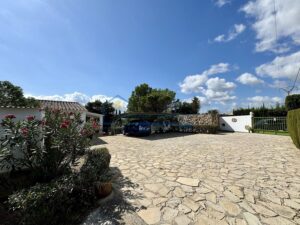 Exclusiva Finca Rústica con Vistas al Mar – 2