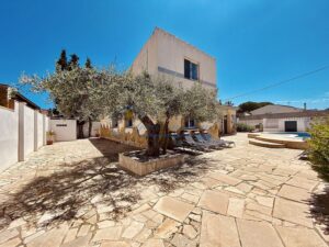 Chalet con Piscina y Licencia Turística (Les Tres Cales) – 2