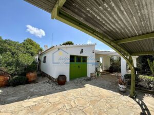 Exclusiva Finca Rústica con Vistas al Mar – 3
