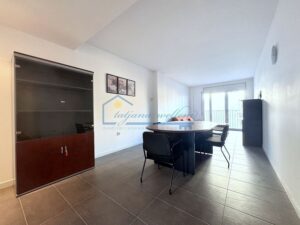 Piso con Ascensor a 3 Minutos del Mar – 3