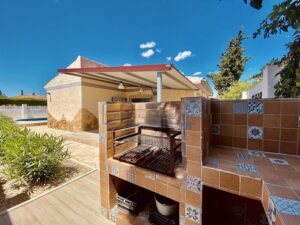 Chalet con Piscina y Licencia Turística (Les Tres Cales) – 3