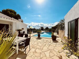 Exclusiva Finca Rústica con Vistas al Mar – 7