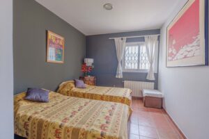 Finca con Dos Viviendas y Piscina (Barraqués) – 20