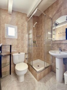 Chalet con Piscina y Licencia Turística (Les Tres Cales) – 22