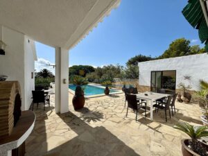Exclusiva Finca Rústica con Vistas al Mar – 24