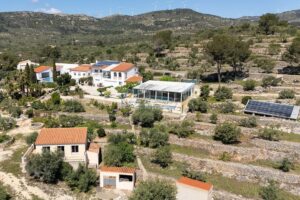 Chalet Familiar con Piscina Cubierta y Vistas al Mar (Coll de l’Alba) – 27