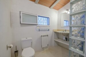 Finca con Dos Viviendas y Piscina (Barraqués) – 53