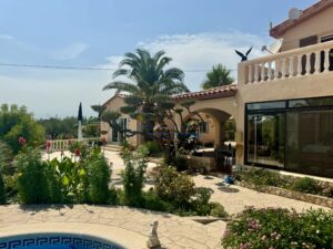Finca con 2 viviendas independientes, amplios exteriores y vistas al mar cerca de L’Ampolla – 12