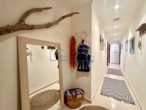 Apartamento luminoso con parking privado, cerca del puerto y las playas de L’Ampolla – 2