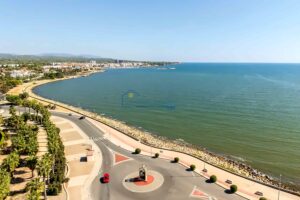 Detached Villa with Private Pool and Garden, Steps from the Sea (L'Ampolla) – 8