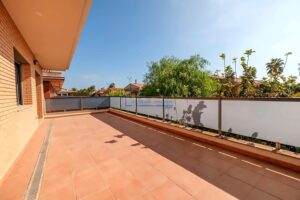 Detached Villa with Private Pool and Garden, Steps from the Sea (L'Ampolla) – 40