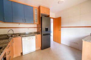 Detached Villa with Private Pool and Garden, Steps from the Sea (L'Ampolla) – 52
