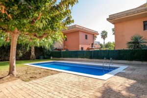 Detached Villa with Private Pool and Garden, Steps from the Sea (L'Ampolla) – 54